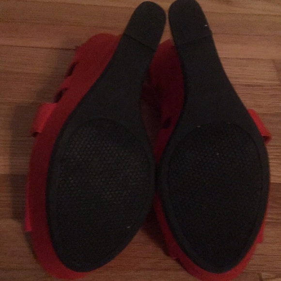 Red wedges - Picture 2 of 2